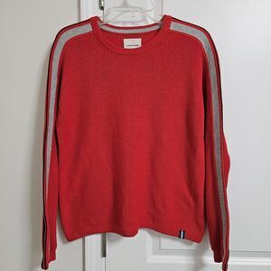 Court and Rowe Red Sweater Women's Medium Blue Gray Sleeve Stripe Crew Neck VGUC